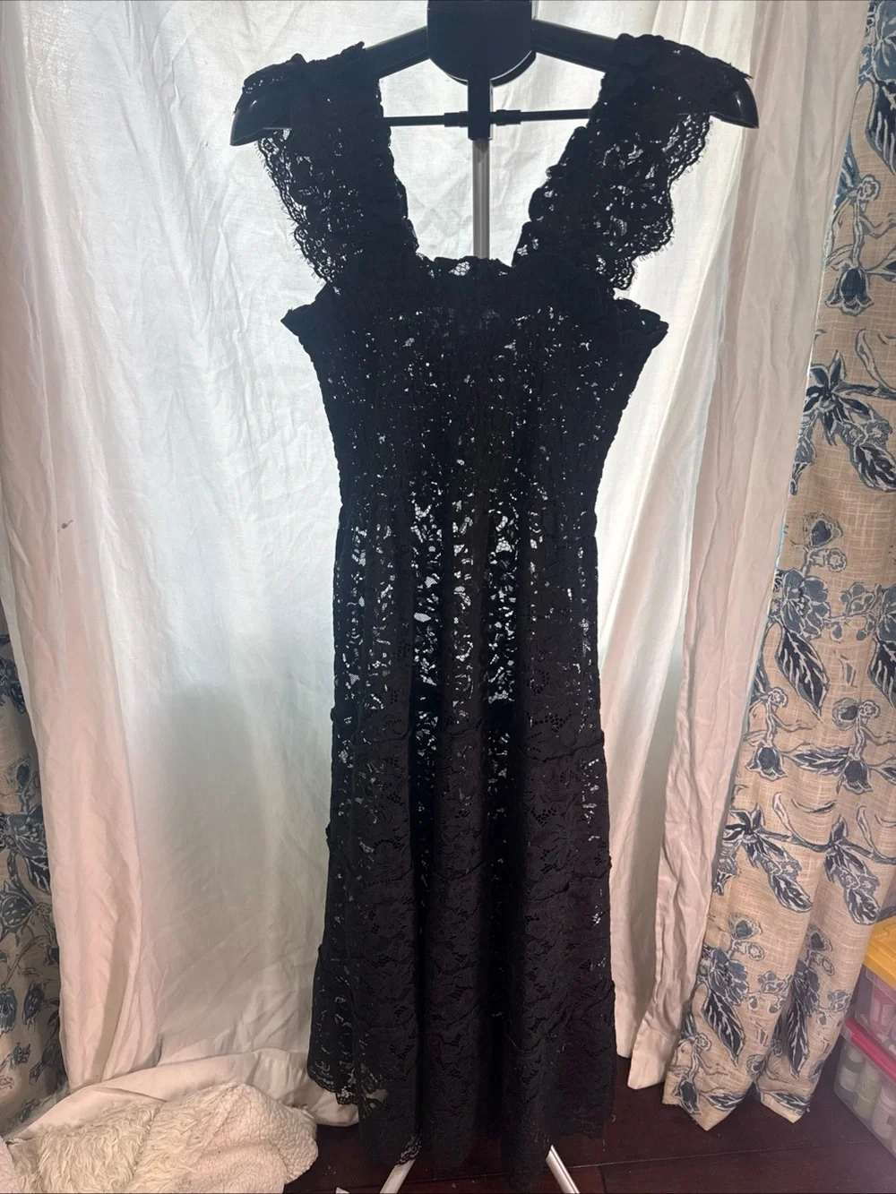 Hill House Collector's Edition The Lace Ellie Nap Dress - Black -Size medium - Picture 5 of 12